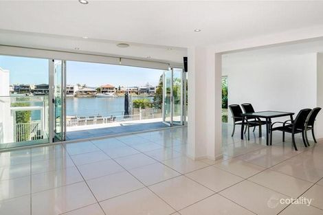 Property photo of 2/34 Sunset Boulevard Surfers Paradise QLD 4217