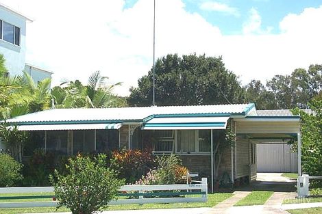 18 The Esplanade, Paradise Point, QLD 4216