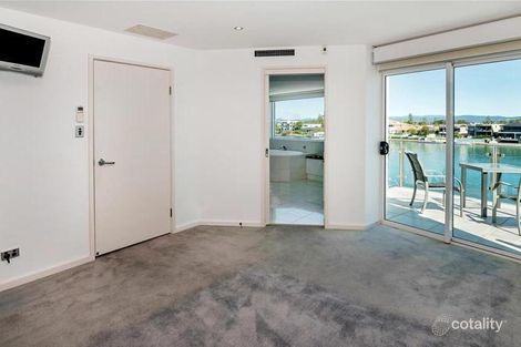 Property photo of 2/34 Sunset Boulevard Surfers Paradise QLD 4217