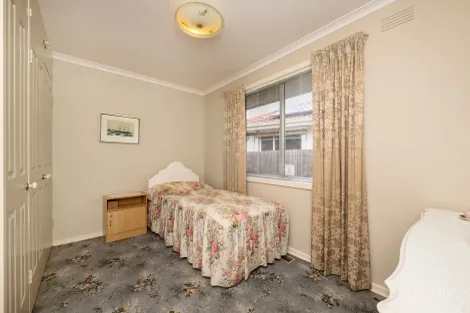 Property photo of 33 Eunice Drive Cheltenham VIC 3192