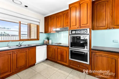 Property photo of 3 Roscrea Court Werribee VIC 3030
