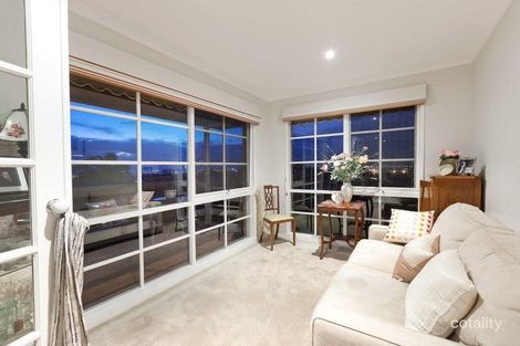 Property photo of 28 Bangor Drive Frankston VIC 3199