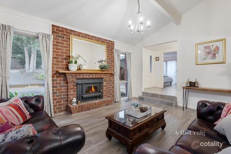 Property photo of 15 Opal Court Eltham North VIC 3095