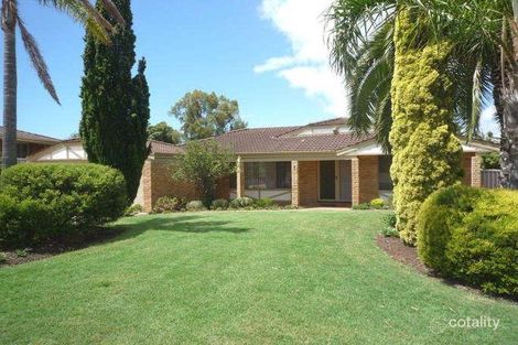 7 Yorrell Pl, Halls Head, WA 6210