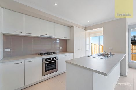 Property photo of 13 Kenora Way Mickleham VIC 3064