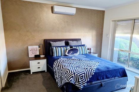 Property photo of 18 Flora Way Tarneit VIC 3029