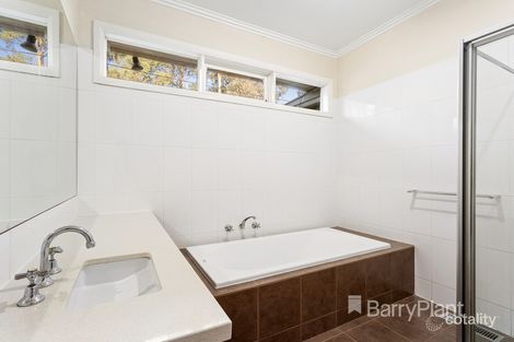 Property photo of 19-21 Rockliffe Street Eltham VIC 3095