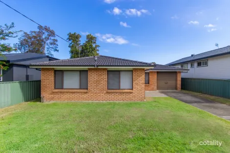 10 Albatross Rd, Berkeley Vale, NSW 2261
