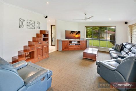 Property photo of 2 Parkvista Court Burnside QLD 4560