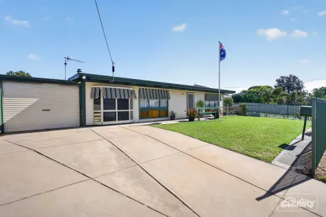 13 Castle Ave, Goolwa Beach, SA 5214