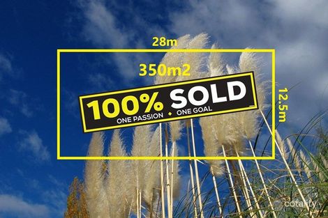 Property photo of 14 Barkers Crescent Mickleham VIC 3064