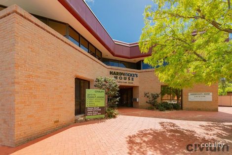 6 Phipps Cl, Deakin, ACT 2600