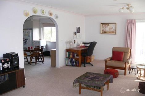 Property photo of 10 Wattle Bird Way Langwarrin VIC 3910