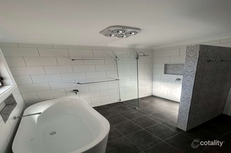 Property photo of 70 Martin Street Armidale NSW 2350