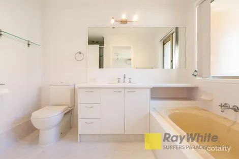 Property photo of 3 Macedon Close Robina QLD 4226