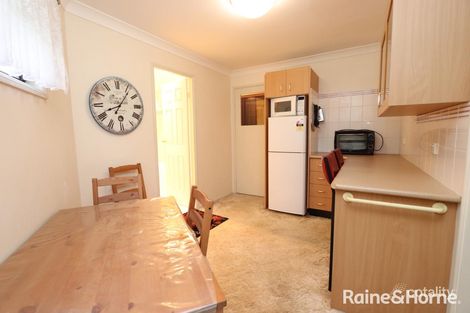 Property photo of 8 Dunrossil Crescent West Bathurst NSW 2795
