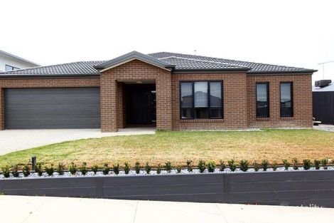 Property photo of 20 Woolondoon Drive Highton VIC 3216