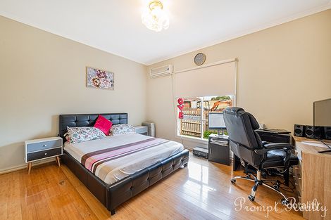 Property photo of 2/316 McKinnon Road McKinnon VIC 3204