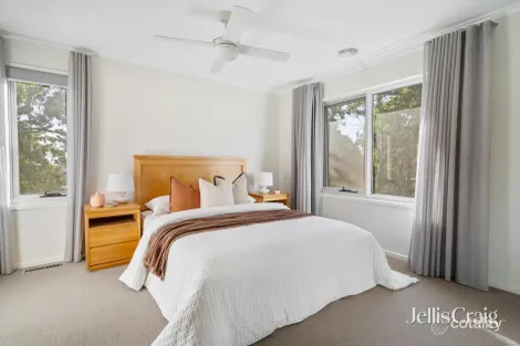 Property photo of 3 Hill Mews Eltham VIC 3095