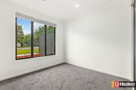 Property photo of 1/116 Bentinck Street Wallan VIC 3756