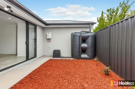 Property photo of 1/116 Bentinck Street Wallan VIC 3756