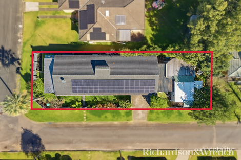 Property photo of 22 Jindalee Avenue Point Clare NSW 2250