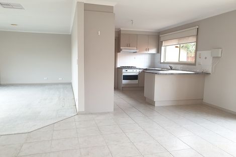 2/35 Clydesdale Rd, Airport West, VIC 3042