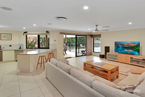 28 Bushland Dr, Southside, QLD 4570