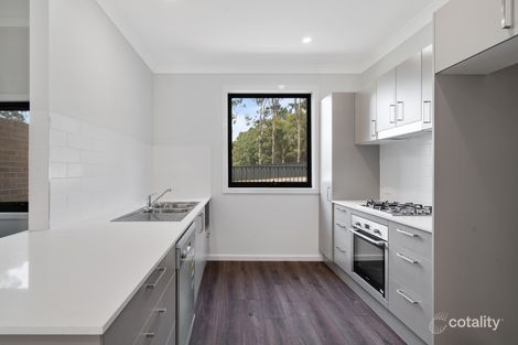 Property photo of 2/2 Livistonia Circuit Waratah West NSW 2298