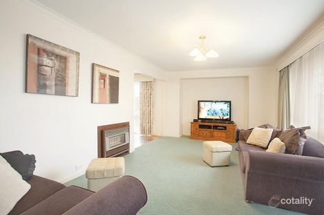 Property photo of 76 Marie Crescent Wendouree VIC 3355