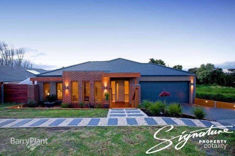 27 Viewgrand Rise, Lysterfield, VIC 3156