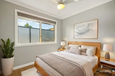 Property photo of 3 Gilbert Court Hillcrest QLD 4118