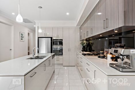 Property photo of 34B Emily Avenue Clapham SA 5062