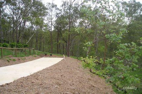 Property photo of 7 Illoura Grove Karana Downs QLD 4306
