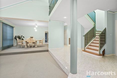 Property photo of 4 Eucalypt Drive Mill Park VIC 3082