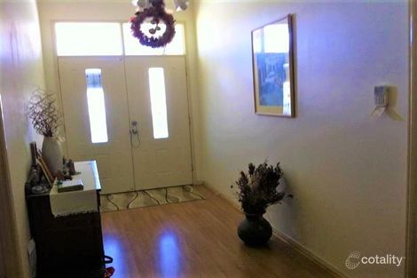 Property photo of 18 Desoto Place Forest Lake QLD 4078