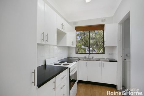 Property photo of 2/82-84 Hunter Street Hornsby NSW 2077