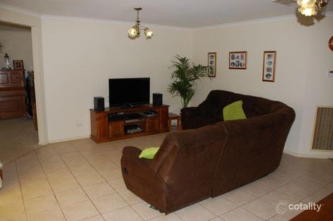 Property photo of 3 Hepburn Place Kialla VIC 3631