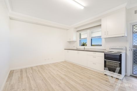 2/30 Ellerslie Rd, Adamstown Heights, NSW 2289