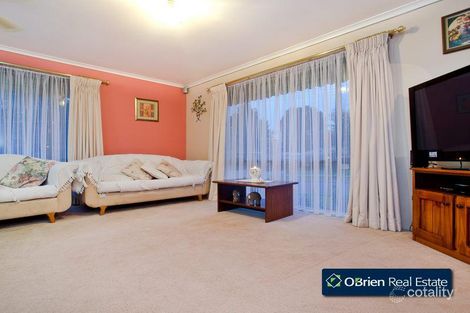 Property photo of 18 Chomley Street Cranbourne VIC 3977