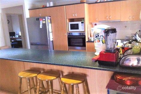 Property photo of 18 Desoto Place Forest Lake QLD 4078