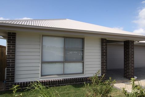 Property photo of 342 Tallagandra Road Holmview QLD 4207