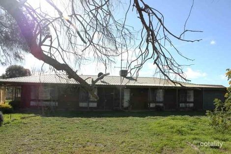 70 Ross Rd, Coomboona, VIC 3629