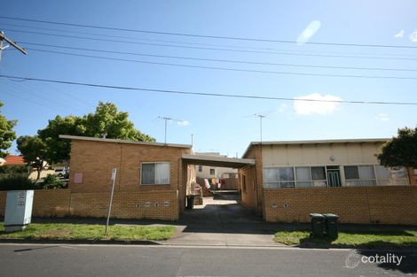 Property photo of 2/296A Pakington Street Newtown VIC 3220