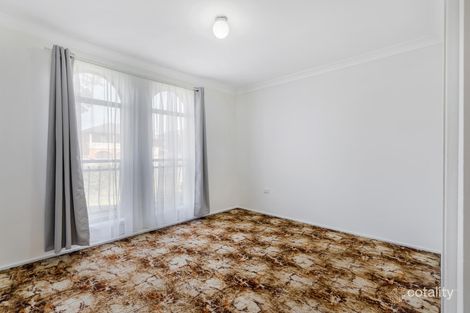 Property photo of 35 Kembla Street Wakeley NSW 2176