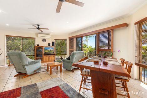 Property photo of 25 Woongoolbver Court River Heads QLD 4655
