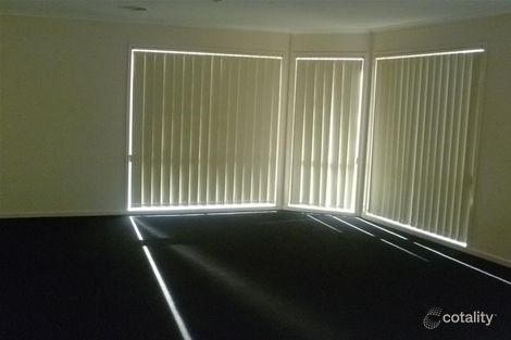 Property photo of 20 Maclarens Close Manor Lakes VIC 3024