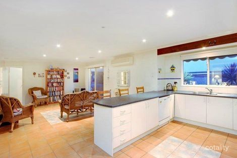 Property photo of 36 Eric Crescent Mornington VIC 3931