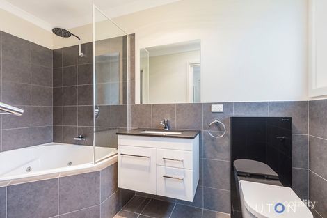 25 Djerrkura St, Bonner, ACT 2914