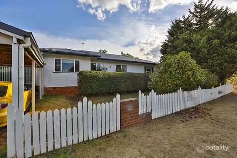 22 Makepeace St, Rockville, QLD 4350